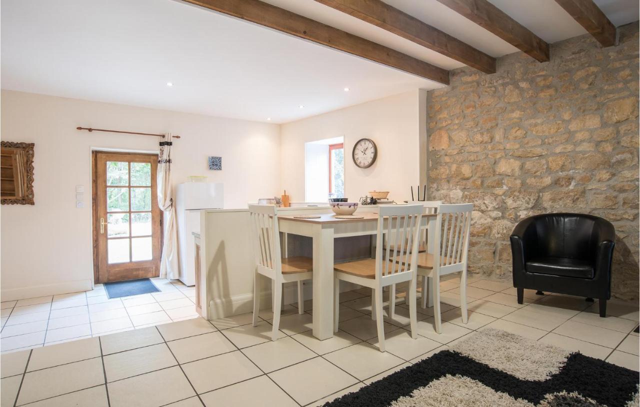 Lovely Home In Nanclars With Kitchen Exterior foto